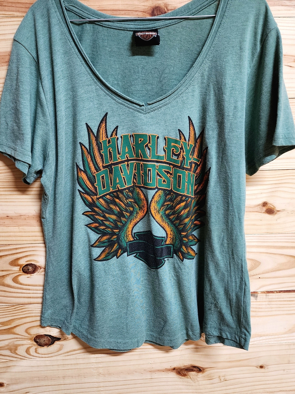 Harley-Davidson Women's Green V-Neck Graphic Tee Size LG